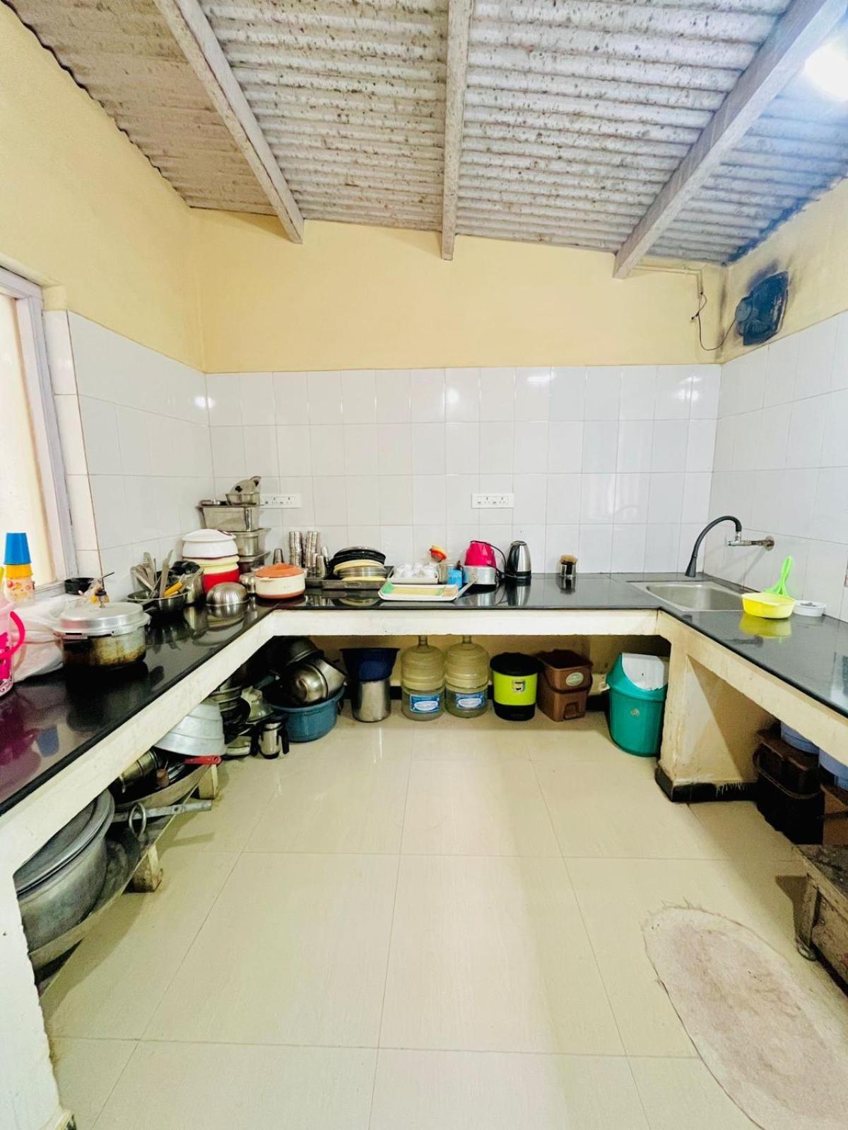 Nilgiris Inn 코타지리 외부 사진